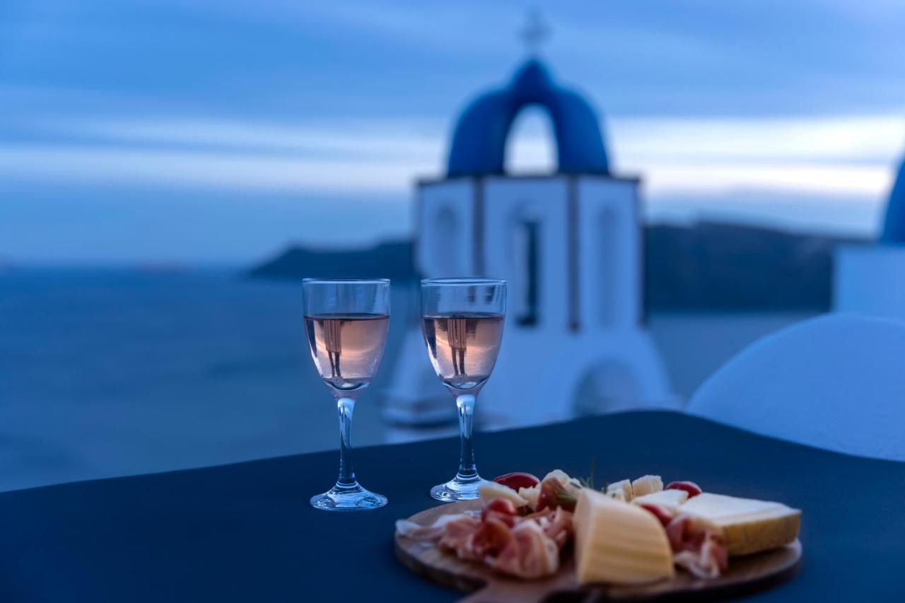 Bluedome Cavehouses By Otium Villas Oia  Extérieur photo