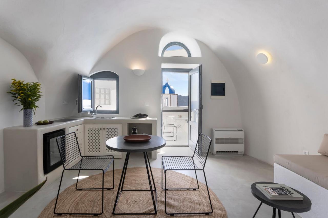 Bluedome Cavehouses By Otium Villas Oia  Extérieur photo