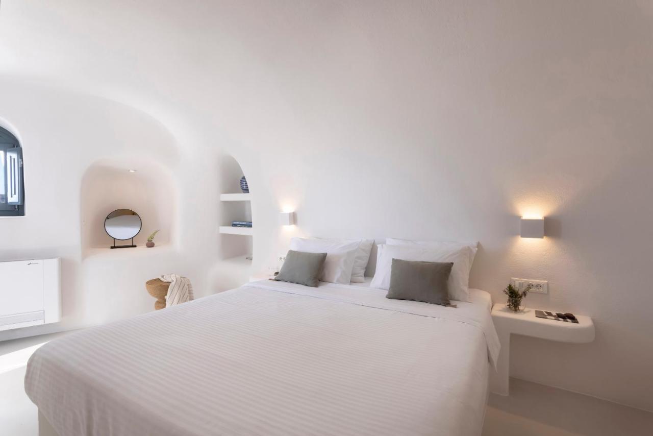 Bluedome Cavehouses By Otium Villas Oia  Extérieur photo