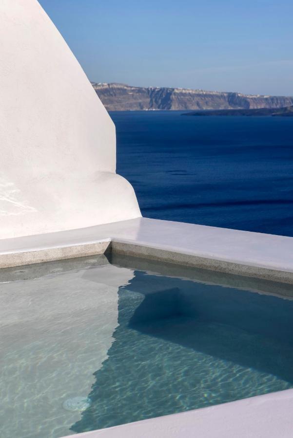 Bluedome Cavehouses By Otium Villas Oia  Extérieur photo