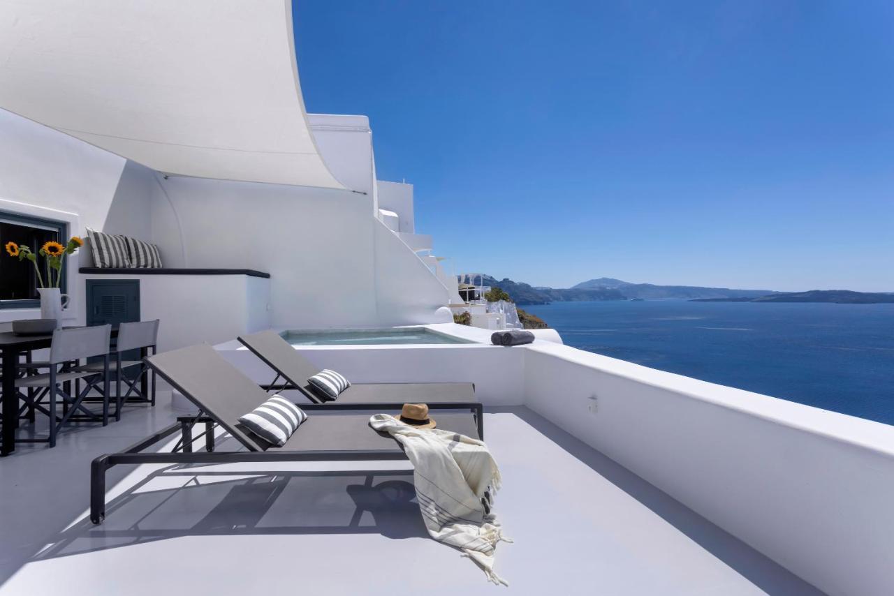 Bluedome Cavehouses By Otium Villas Oia  Extérieur photo