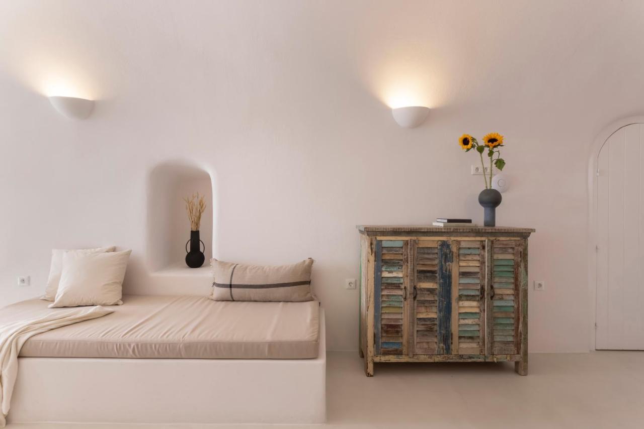 Bluedome Cavehouses By Otium Villas Oia  Extérieur photo
