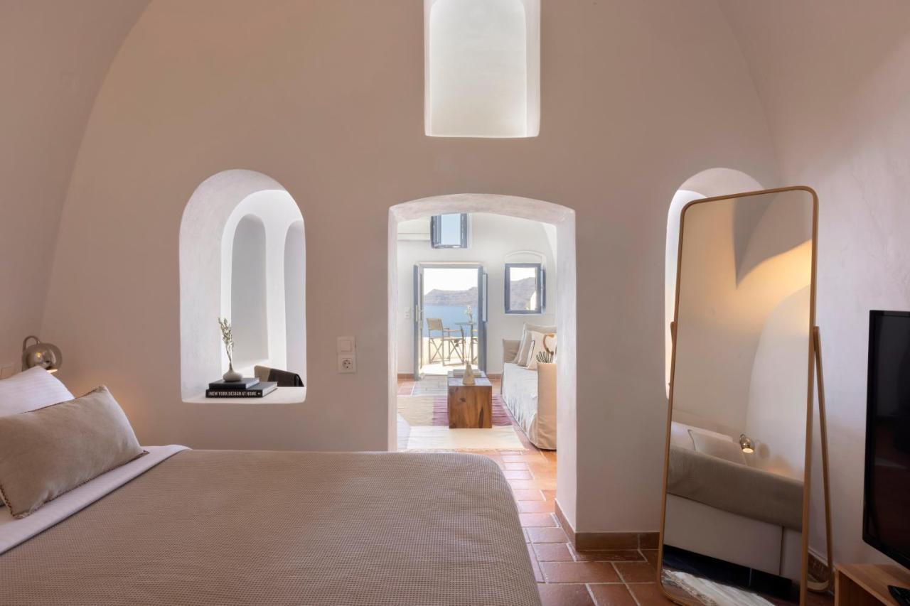 Bluedome Cavehouses By Otium Villas Oia  Extérieur photo