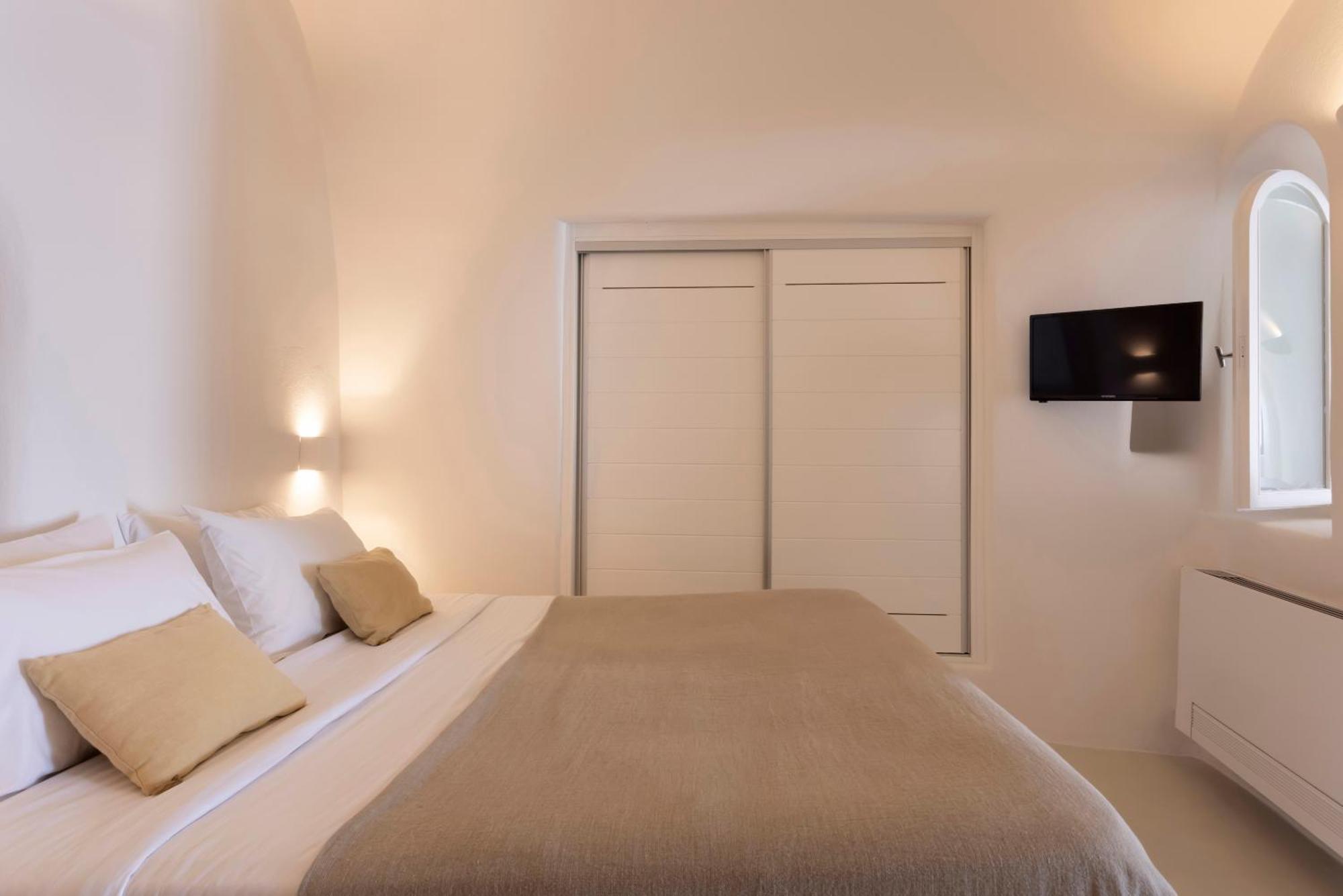 Bluedome Cavehouses By Otium Villas Oia  Chambre photo